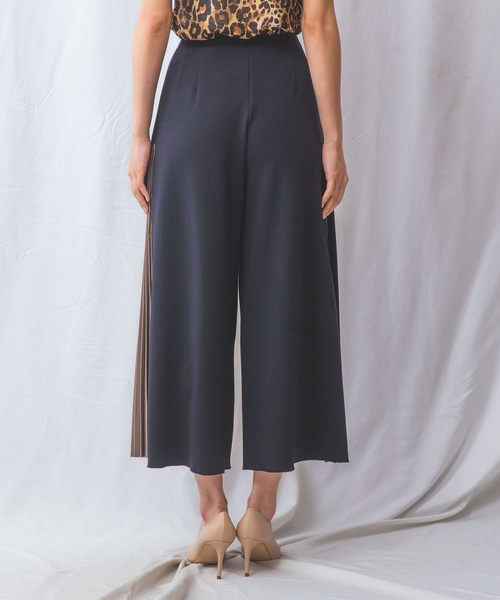 NARACAMICIE(ナラカミーチェ)の「【NARACAMICIE】サイドプリーツパンツ(その他パンツ・レディース・ダークグレー/グレー・M/XL)」の7枚目の写真