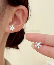 YU-KA:フラワーミニピアス flower mini pierce