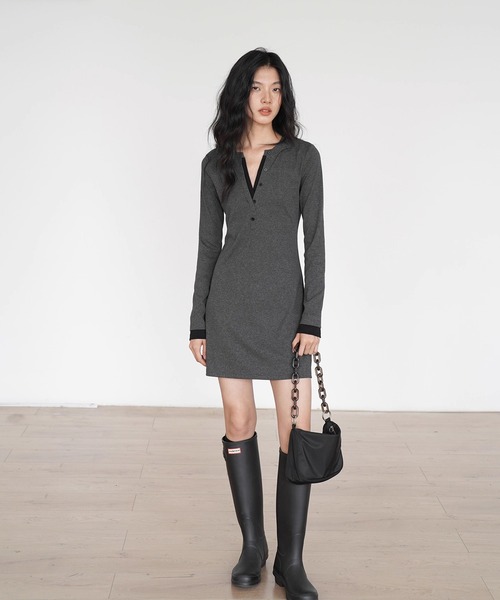 バイカラーVネックミニワンピース EM25a014【EIGHTHMONTH