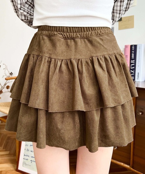 moment+(モーメントプラス)の「スエードティアードミニスカパン(スカート・レディース・キャメル/ライトベージュ/ブラウン・M)」の13枚目の写真