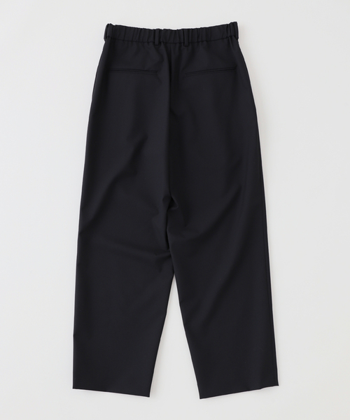 ATON（エイトン）の「ATON (エイトン) WOOL TROPICAL LOOSE FIT PANTS（スラックス・メンズ・ブラック・4）」の2枚目の写真