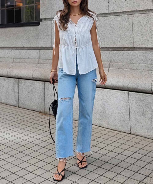 esutoreja（エストレジャ）の「シャーリングリボンブラウス（シャツ/ブラウス・レディース・ブラック/ホワイト・FREE）」の5枚目の写真