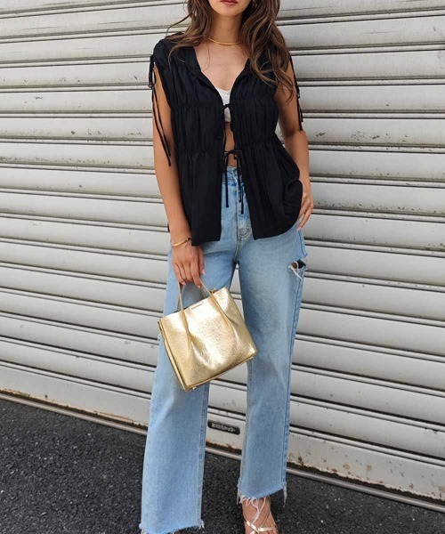 esutoreja（エストレジャ）の「シャーリングリボンブラウス（シャツ/ブラウス・レディース・ブラック/ホワイト・FREE）」の8枚目の写真