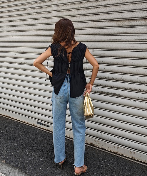 esutoreja（エストレジャ）の「シャーリングリボンブラウス（シャツ/ブラウス・レディース・ブラック/ホワイト・FREE）」の11枚目の写真