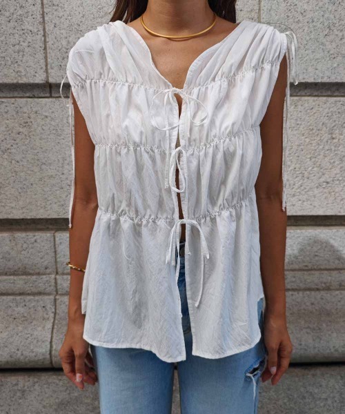 esutoreja（エストレジャ）の「シャーリングリボンブラウス（シャツ/ブラウス・レディース・ブラック/ホワイト・FREE）」の14枚目の写真