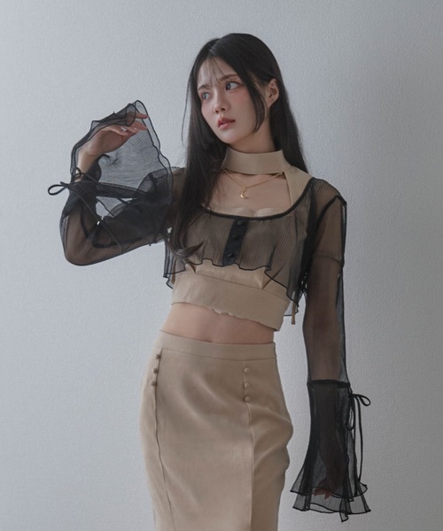 M DOLLY(エムドリー)の「*M DOLLY original* sheer pleats cardigan/シアープリーツカーディガン(カーディガン/ボレロ・レディース・アイボリー/ブラック・FREE)」の2枚目の写真