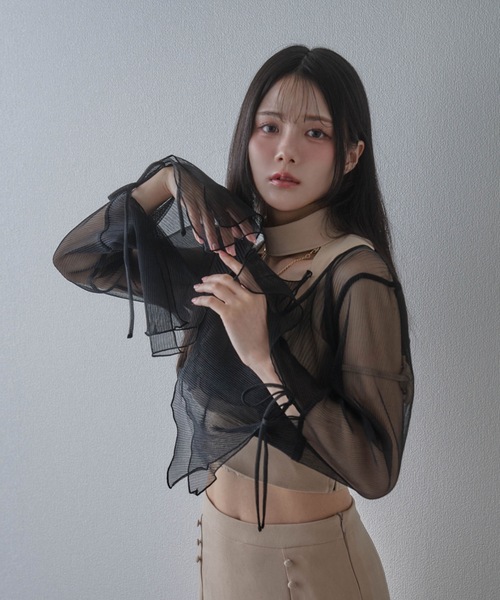 M DOLLY(エムドリー)の「*M DOLLY original* sheer pleats cardigan/シアープリーツカーディガン(カーディガン/ボレロ・レディース・アイボリー/ブラック・FREE)」の9枚目の写真
