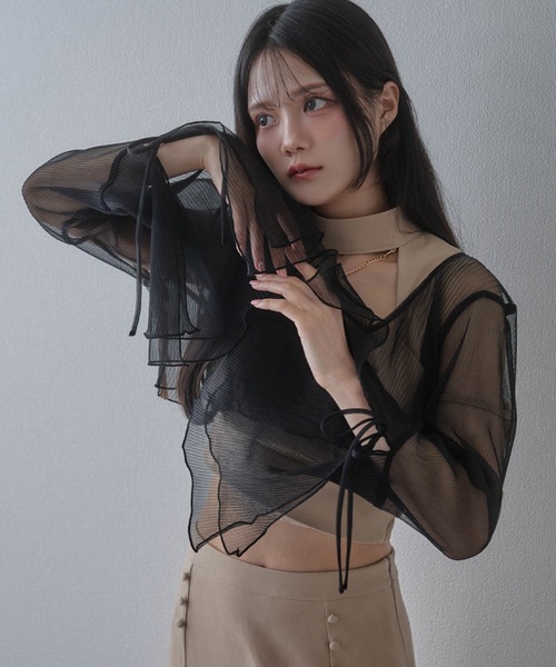 M DOLLY(エムドリー)の「*M DOLLY original* sheer pleats cardigan/シアープリーツカーディガン(カーディガン/ボレロ・レディース・アイボリー/ブラック・FREE)」の10枚目の写真