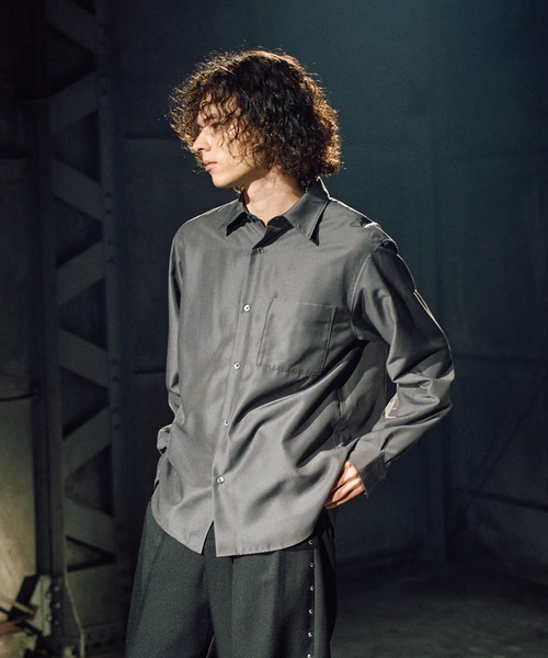 CASPER JOHN（キャスパージョン）の「Imitation cupra sharp shirts / イミテーションキュプラシャープシャツ（シャツ/ブラウス・メンズ・ブラック/ホワイト/ブルー/チャコールグレー・SMALL/X-SMALL/LARGE/MEDIUM）」の9枚目の写真