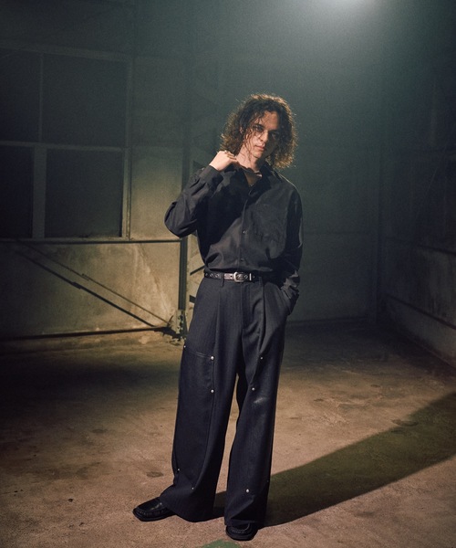 CASPER JOHN（キャスパージョン）の「Imitation cupra sharp shirts / イミテーションキュプラシャープシャツ（シャツ/ブラウス・メンズ・ブラック/ホワイト/ブルー/チャコールグレー・SMALL/X-SMALL/LARGE/MEDIUM）」の15枚目の写真