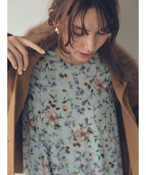 Mila Owen(ミラオーウェン)の「2wayファーカラーリバーショートコート(チェスターコート・レディース・ブラック/ホワイト/キャメル・0/1)」の8枚目の写真