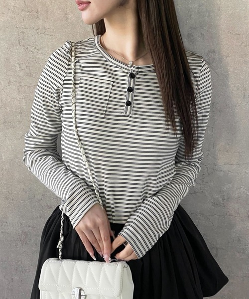 SHEPP（シープ）の「【お気に入り数5千人突破!/新色アイボリー・グレー追加】ボーダー ヘンリーネック ロンT/長袖（Tシャツ/カットソー・レディース・ブラック/ベージュ/アイボリー/グレー・M/S）」の2枚目の写真