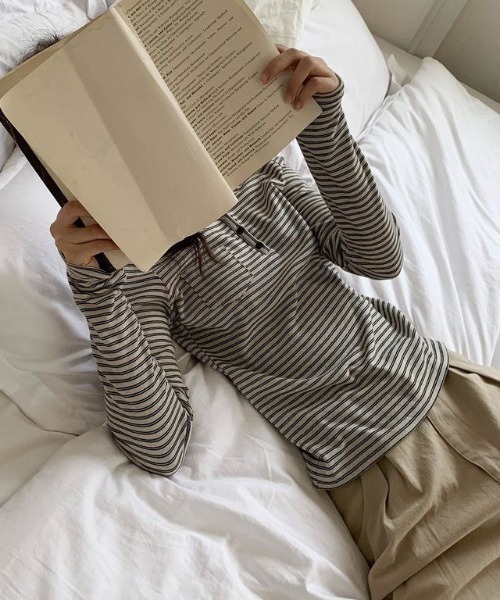 SHEPP（シープ）の「【お気に入り数5千人突破!/新色アイボリー・グレー追加】ボーダー ヘンリーネック ロンT/長袖（Tシャツ/カットソー・レディース・ブラック/ベージュ/アイボリー/グレー・M/S）」の17枚目の写真