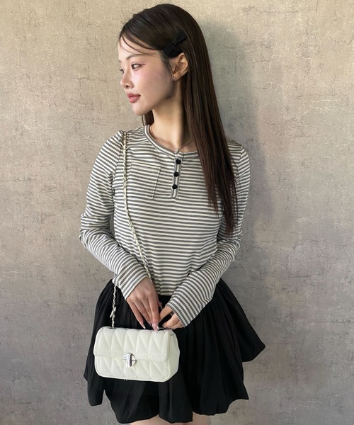 SHEPP（シープ）の「【お気に入り数5千人突破!/新色アイボリー・グレー追加】ボーダー ヘンリーネック ロンT/長袖（Tシャツ/カットソー・レディース・ブラック/ベージュ/アイボリー/グレー・M/S）」の8枚目の写真