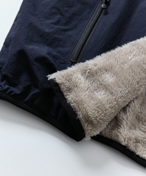 FREAK'S STORE（フリークスストア）の「限定展開 リラックスフィット ナイロン フリース リバーシブル ジップアップベスト（その他アウター・メンズ・ブラック/オリーブ/ネイビー/スミクロ・LARGE/MEDIUM/SMALL）」の13枚目の写真