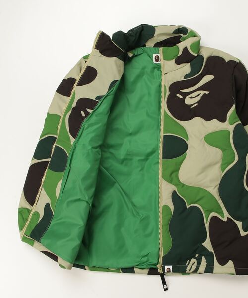 A BATHING APE(アベイシングエイプ)の「ABC CAMO STITCHING DOWN JACKET(ダウンジャケット/コート・キッズ・ブルー/ピンク/グリーン・160/150)」の6枚目の写真