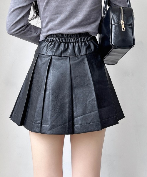 INGNI（イング）の「フェイクレザープリーツスカパン（スカート・レディース・ブラウン/ブラック・FREE）」の3枚目の写真