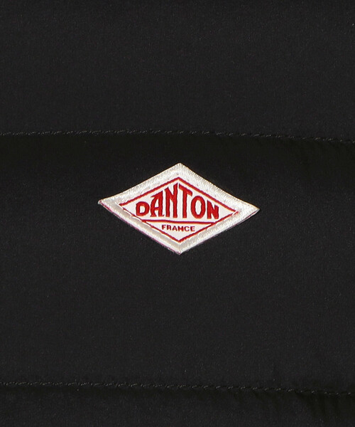 DANTON(ダントン)の「MEN'S CREWNECK INNER DOWN VEST(ダウンベスト・メンズ・ブラック/オフホワイト/オリーブ/マスタード/ブラック系その他/ベージュ系その他・L/M/XXL/XL/S/XS)」の8枚目の写真