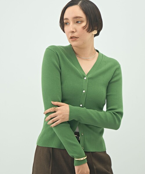 NOLLEY’S(ノーリーズ)の「《手洗い可能》リブ斜め柄Vネックカーディガン(カーディガン/ボレロ・レディース・シルバー/ピンク/ネイビー/キャメル/グリーン・38/36)」の17枚目の写真