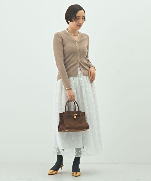 NOLLEY’S(ノーリーズ)の「《手洗い可能》リブ斜め柄Vネックカーディガン(カーディガン/ボレロ・レディース・シルバー/ピンク/ネイビー/キャメル/グリーン・38/36)」の11枚目の写真