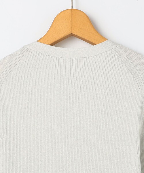 NOLLEY’S(ノーリーズ)の「《手洗い可能》リブ斜め柄Vネックカーディガン(カーディガン/ボレロ・レディース・シルバー/ピンク/ネイビー/キャメル/グリーン・38/36)」の12枚目の写真