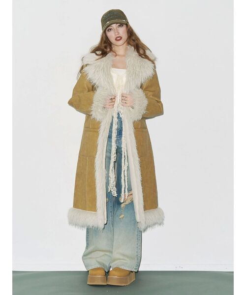 EVRIS(エヴリス)の「フェイクファームートンロングコート(ムートンコート・レディース・ブラック/ベージュ・FREE)」の9枚目の写真