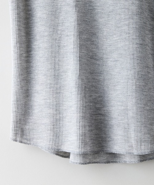 HANES(ヘインズ)の「【HANES/ヘインズ】BEEFY サーマル クルーネック ロングスリーブ Tシャツ HM4-Q501(Tシャツ/カットソー・メンズ・グレー/ブラック・X-LARGE/LARGE/MEDIUM)」の8枚目の写真