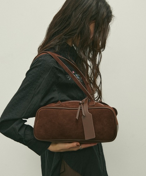 Soft suede shoulder bag / ソフトスエードショルダーバック