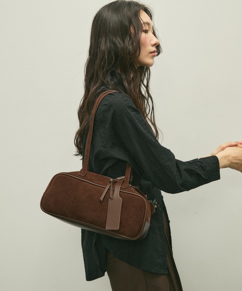 Lutim by u（ルチバイユー）の「Soft suede shoulder bag / ソフト