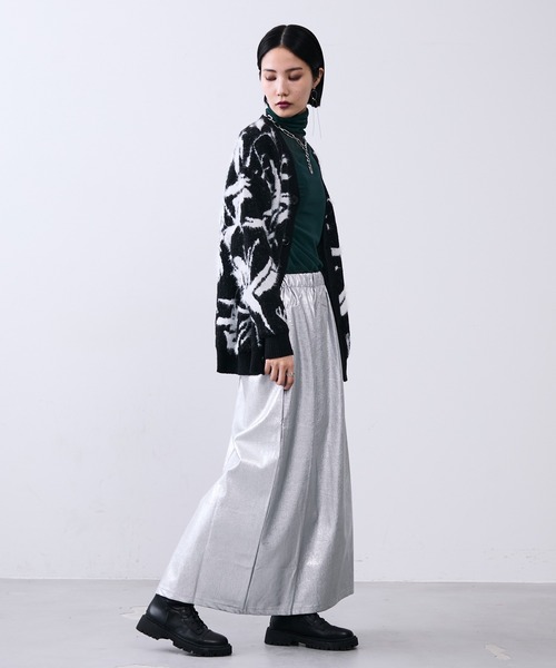 MONOe（モノエ）の「フェイクレザーメタルロングスカート（スカート・レディース・ホワイト/ボルドー/ブラック・SMALL/MEDIUM）」の14枚目の写真
