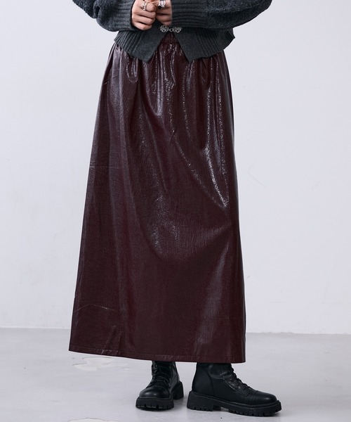 MONOe（モノエ）の「フェイクレザーメタルロングスカート（スカート・レディース・ホワイト/ボルドー/ブラック・SMALL/MEDIUM）」の21枚目の写真