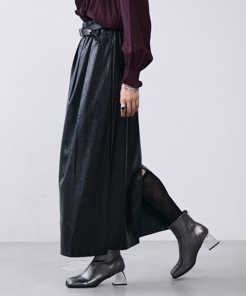 MONOe（モノエ）の「フェイクレザーメタルロングスカート（スカート・レディース・ホワイト/ボルドー/ブラック・SMALL/MEDIUM）」の15枚目の写真