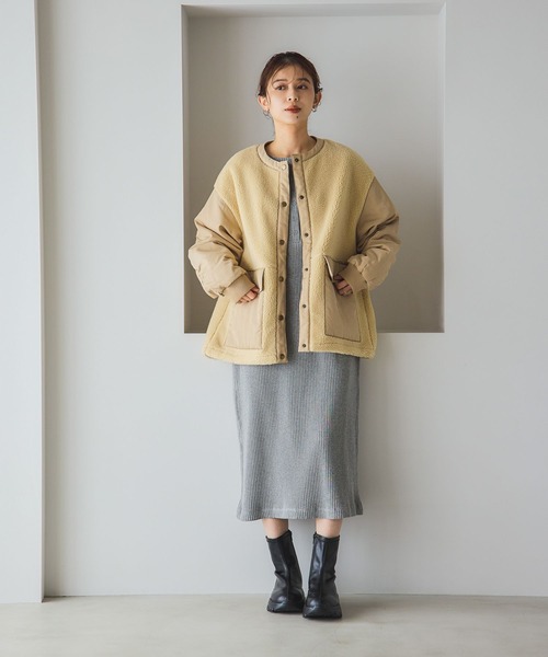 19.70 ベージュ ボアブルゾン新品未使用 ノーカラー切り替えボアブルゾン（その他アウター）｜studio CLIP