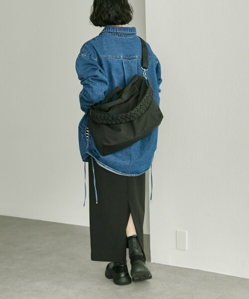 ear PAPILLONNER（イアパピヨネ）の「《撥水/A4サイズ対応》ボストンバッグL（ボストンバッグ・レディース・ブルー/ブラック・FREE）」の17枚目の写真