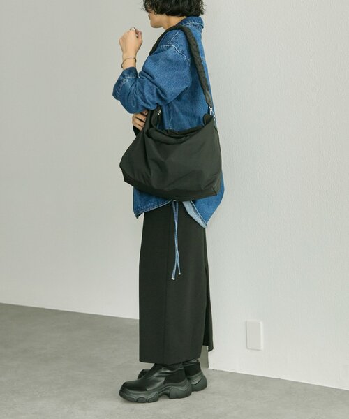 ear PAPILLONNER（イアパピヨネ）の「《撥水/A4サイズ対応》ボストンバッグL（ボストンバッグ・レディース・ブルー/ブラック・FREE）」の20枚目の写真