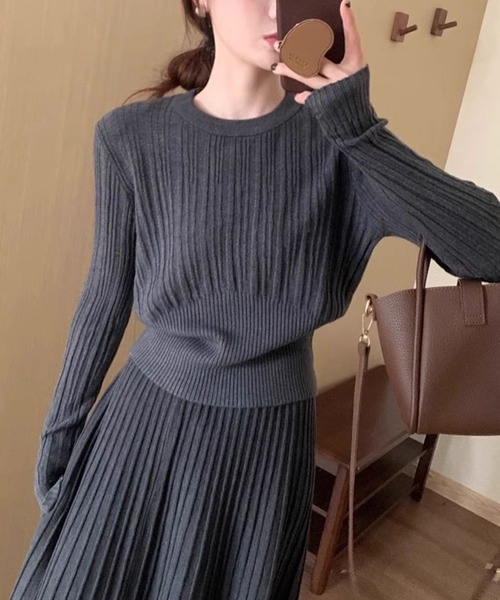 L LABEL(エルラベル)の「リブウエスト切替プリーツニット(ニット/セーター・レディース・ブラック/グレー/ホワイト/レッド・FREE)」の8枚目の写真