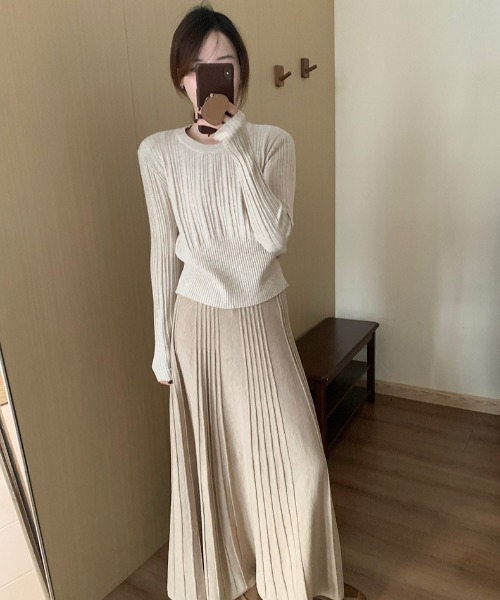 L LABEL(エルラベル)の「リブウエスト切替プリーツニット(ニット/セーター・レディース・ブラック/グレー/ホワイト/レッド・FREE)」の17枚目の写真
