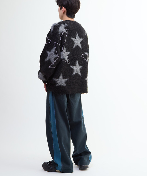 CONVERSE TOKYO(コンバーストウキョウ)の「STAR★ ALLOVER STITCH KNIT PULLOVER(ニット/セーター・レディース・ブラック/グレー/ブルー・SMALL/MEDIUM)」の5枚目の写真