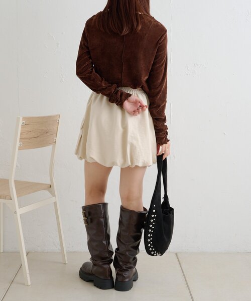 w closet（ダブルクローゼット）の「バルーンカーゴスカート（スカート・レディース・カーキ/ブラック/アイボリー・FREE）」の9枚目の写真