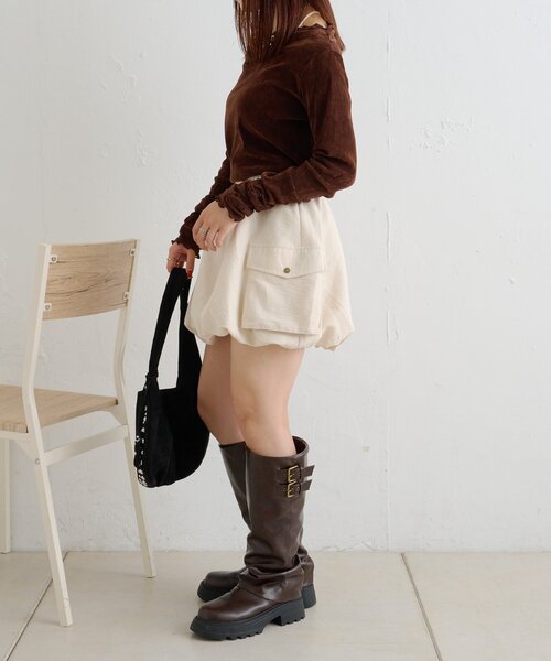 w closet（ダブルクローゼット）の「バルーンカーゴスカート（スカート・レディース・カーキ/ブラック/アイボリー・FREE）」の10枚目の写真