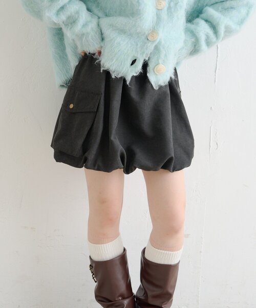 w closet（ダブルクローゼット）の「バルーンカーゴスカート（スカート・レディース・カーキ/ブラック/アイボリー・FREE）」の11枚目の写真