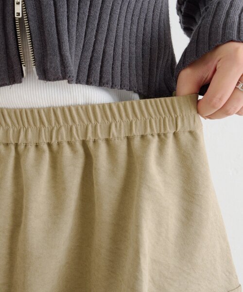 w closet（ダブルクローゼット）の「バルーンカーゴスカート（スカート・レディース・カーキ/ブラック/アイボリー・FREE）」の22枚目の写真