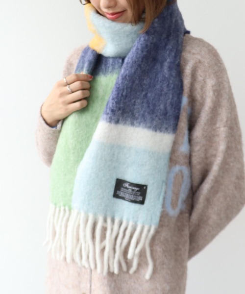 Three Four Time(スリーフォータイム)の「マルチカラーブークレーマフラー(ストール/ショール・レディース・ブルー系その他/イエロー系その他/ピンク系その他・FREE)」の1枚目の写真