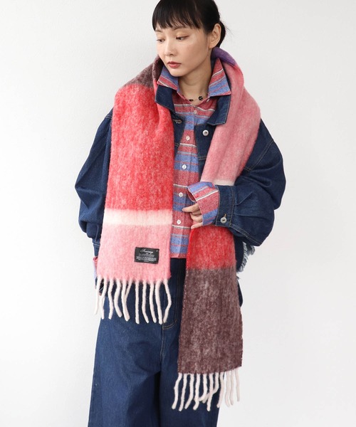 Three Four Time(スリーフォータイム)の「マルチカラーブークレーマフラー(ストール/ショール・レディース・ブルー系その他/イエロー系その他/ピンク系その他・FREE)」の11枚目の写真