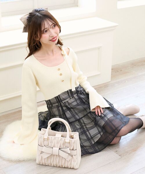 MAJESTIC LEGON(マジェスティックレゴン)の「ショルダーリボンコルセットミニワンピ(ワンピース・レディース・グレー/アイボリー/ブラック・MEDIUM)」の2枚目の写真