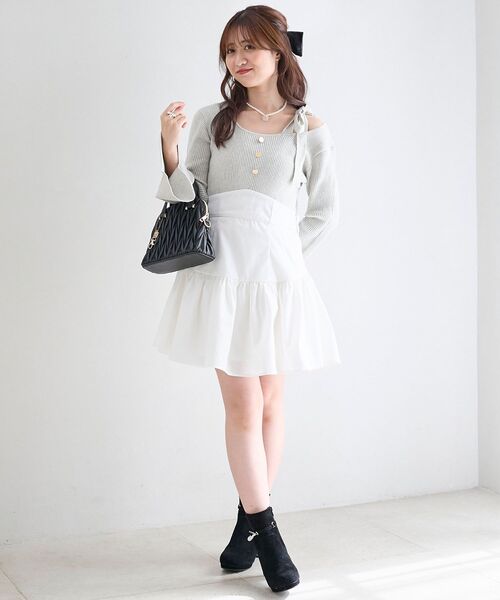 MAJESTIC LEGON(マジェスティックレゴン)の「ショルダーリボンコルセットミニワンピ(ワンピース・レディース・グレー/アイボリー/ブラック・MEDIUM)」の10枚目の写真