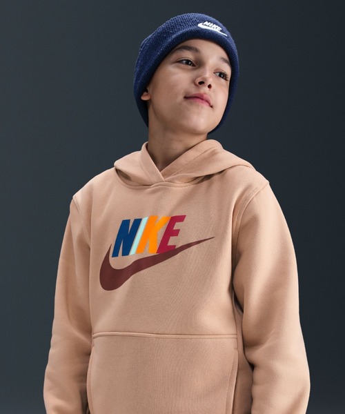 NIKE（ナイキ）の「NIKE/ナイキ キッズ パーカー K NSW CLUB FLC HDY HBR FD2988-201（パーカー・キッズ・ベージュ・140cm/130cm/160cm/150cm）」の3枚目の写真