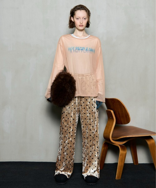 MAISON SPECIAL(メゾンスペシャル)の「Sheer Layered Long Sleeve T-shirt / シアーレイヤードロンTee(Tシャツ/カットソー・レディース・ベージュ/ブラック/ブルー・FREE)」の4枚目の写真