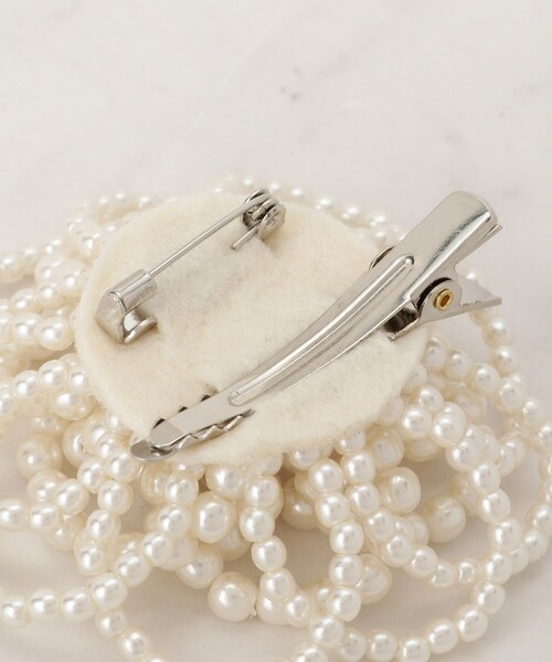 SHOO・LA・RUE（シューラルー）の「【セレモニー】パール調コサージュ（ブローチ/コサージュ・レディース・アイボリー・00）」の5枚目の写真