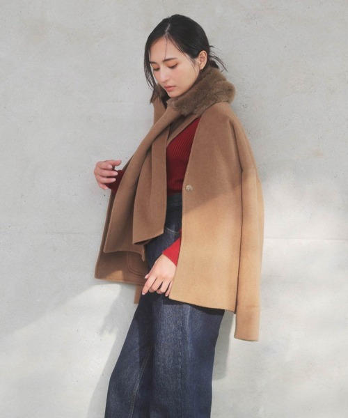 NOELA（ノエラ）の「ファーストール付きリバーミドルコート（その他アウター・レディース・レッド/キャメル・フリー）」の4枚目の写真